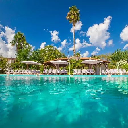 Resort Sayonara Villaggio Club 3*