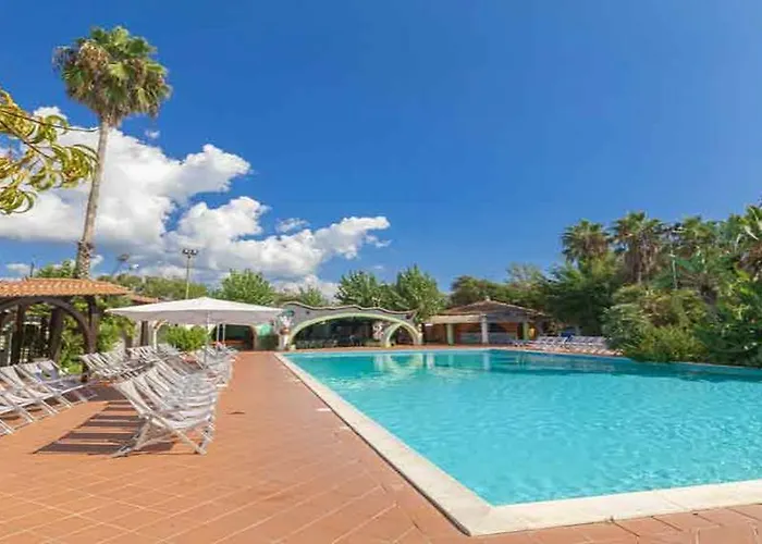 Resort Sayonara Villaggio Club 3*